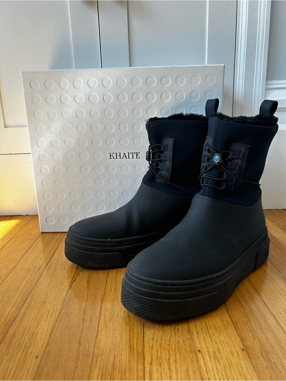 Khaite Culver Shearling Boots, Black/Midnight Navy, size 40